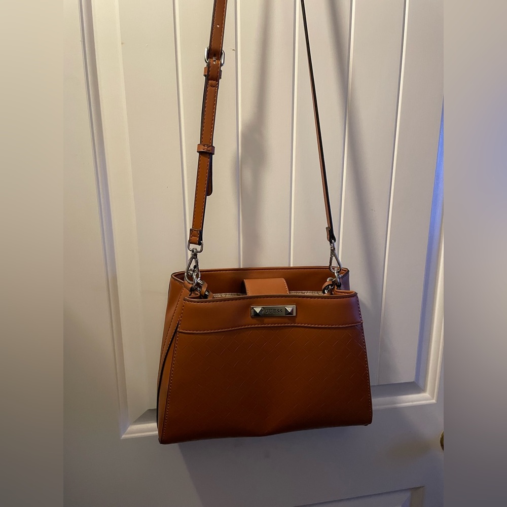 COPY - Guess over the shoulder brown bag